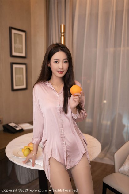 黄色成年网站海报