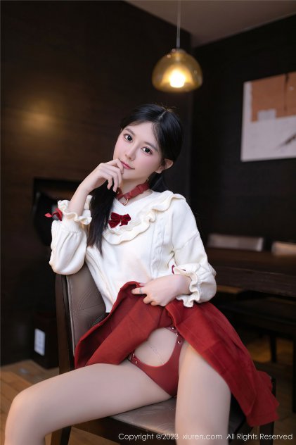 超清微胖丰腴美女易阳性感私房照海报